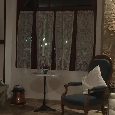 Maison Leschenault فيلة